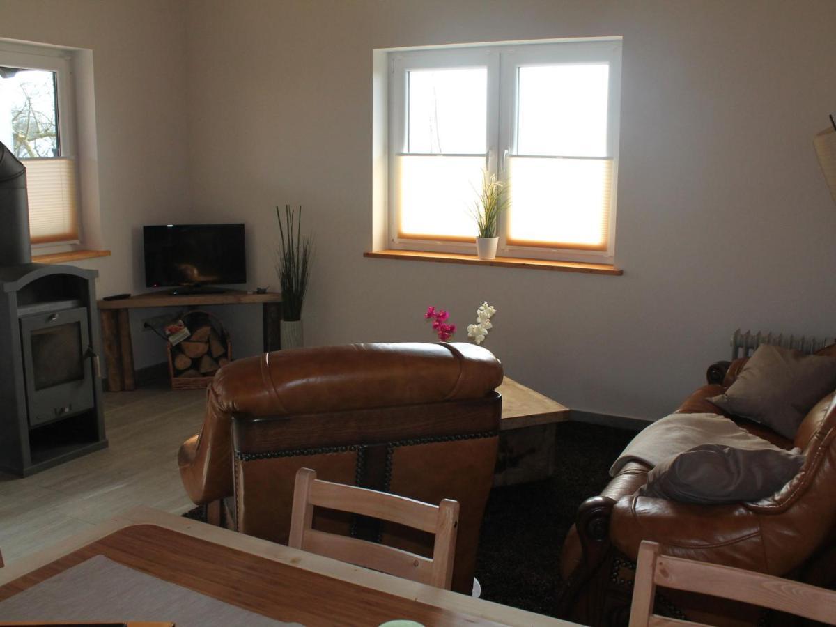Comfy Farmhouse In Brusow With Garden Kropelin Экстерьер фото